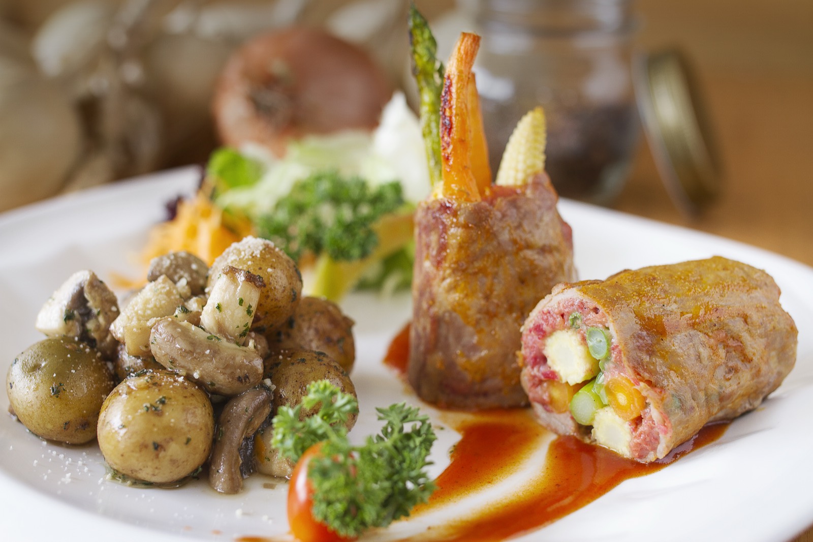 Food & Beverage — Bunzo
